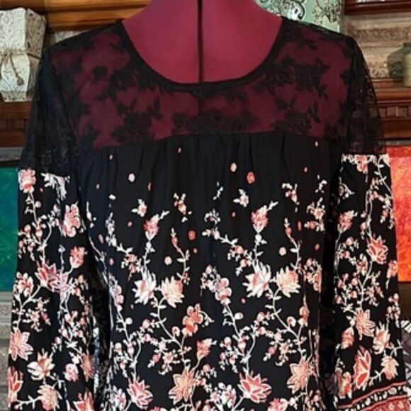 Gorgeous Black Floral and Paisley Printed Dress Lace Inset Long Sleeve NWOT MED - Picture 2 of 12